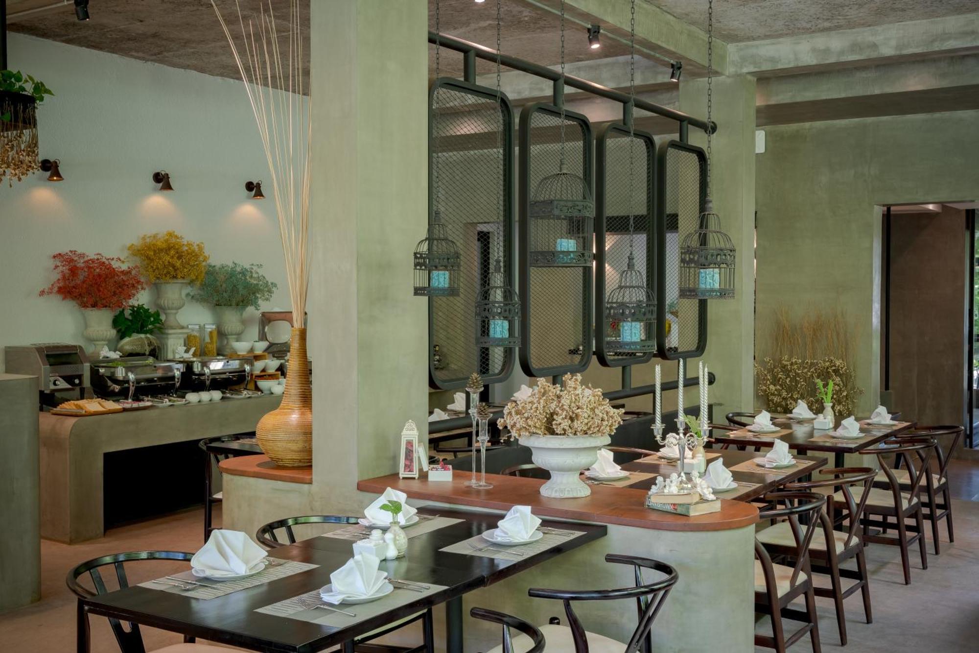 Eightfold Urban Resort Σιέμ Ρέαπ Εξωτερικό φωτογραφία Restaurant