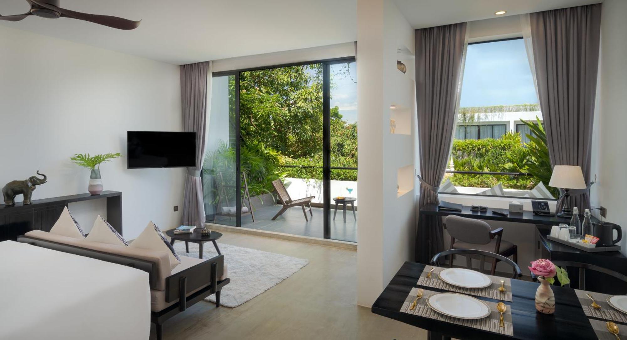 Eightfold Urban Resort Σιέμ Ρέαπ Εξωτερικό φωτογραφία A living room at the hotel